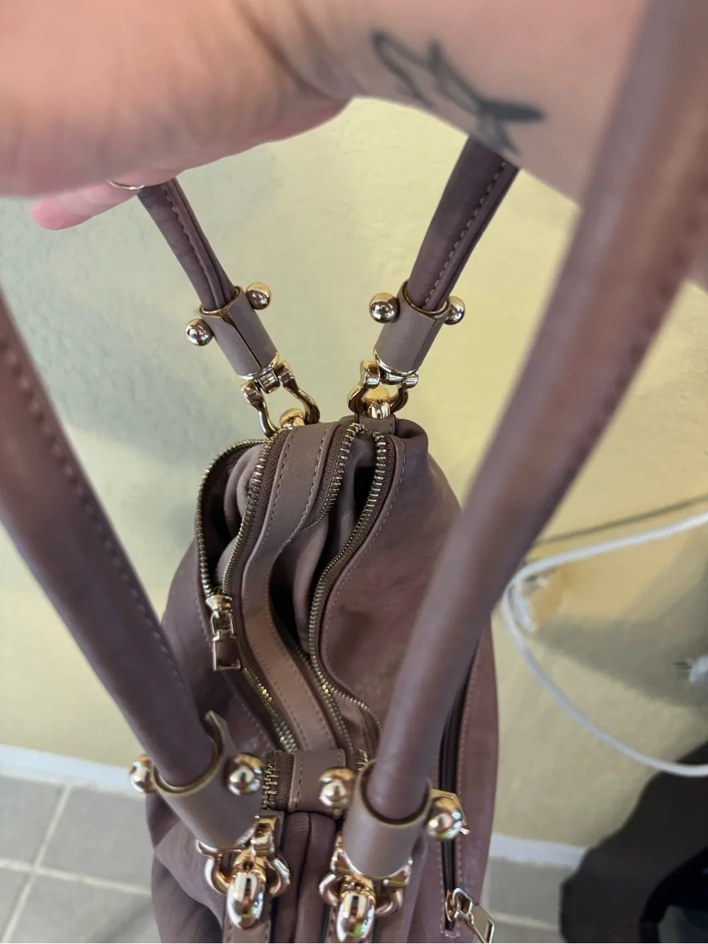 Women’s Soft Hobo Handbag in Mauve